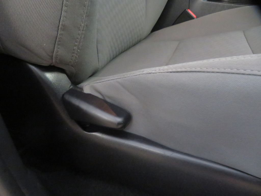 Photo 26 of this TOYOTA TACOMA