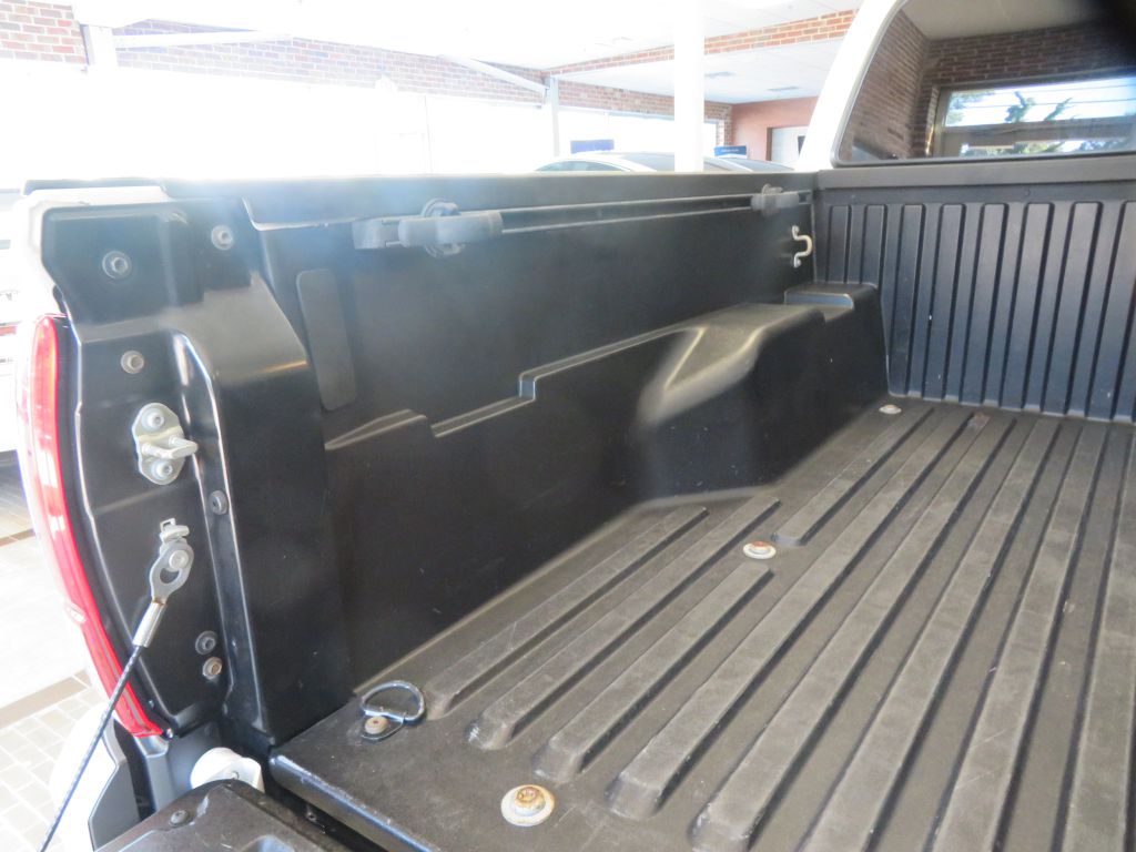 Photo 50 of this TOYOTA TACOMA
