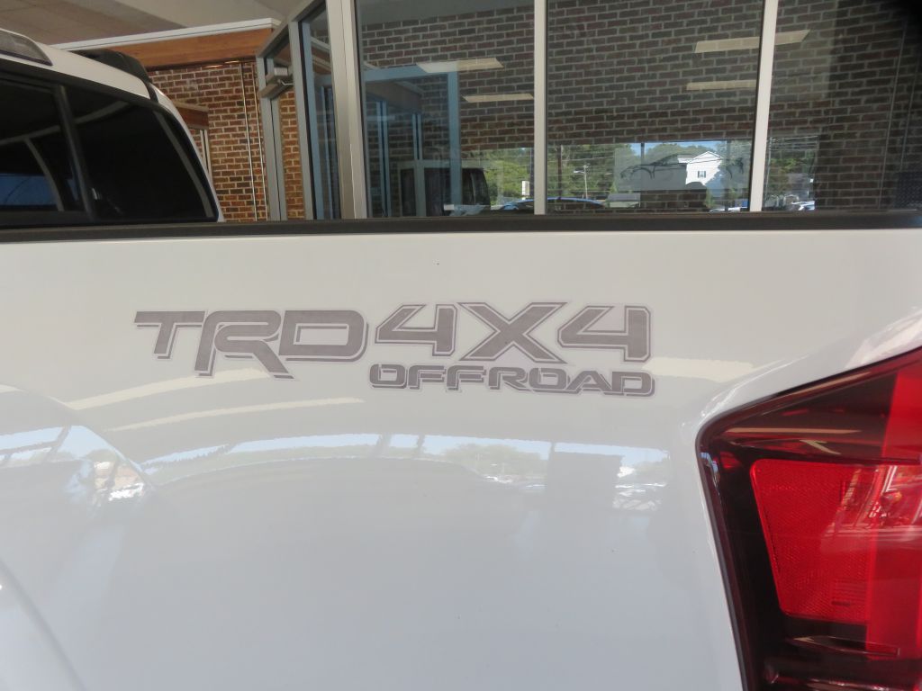 Photo 73 of this TOYOTA TACOMA