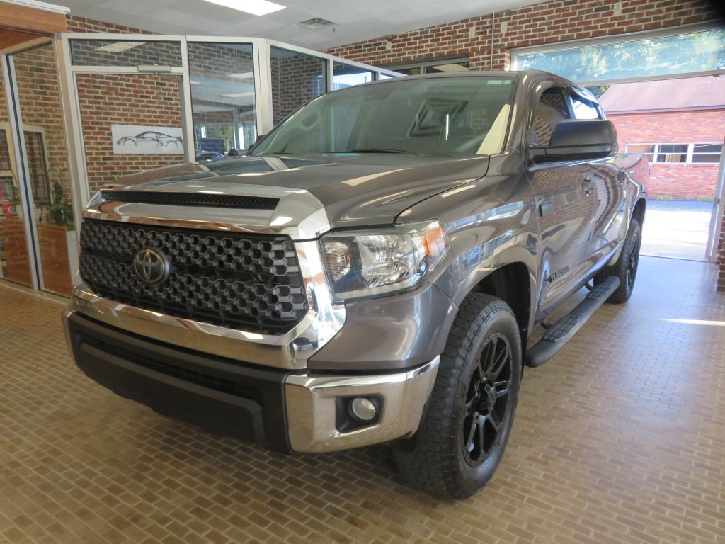 2020 TOYOTA TUNDRA