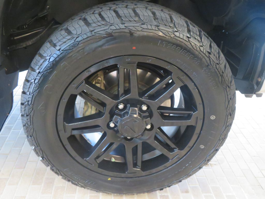 Photo 10 of this TOYOTA TUNDRA TSS