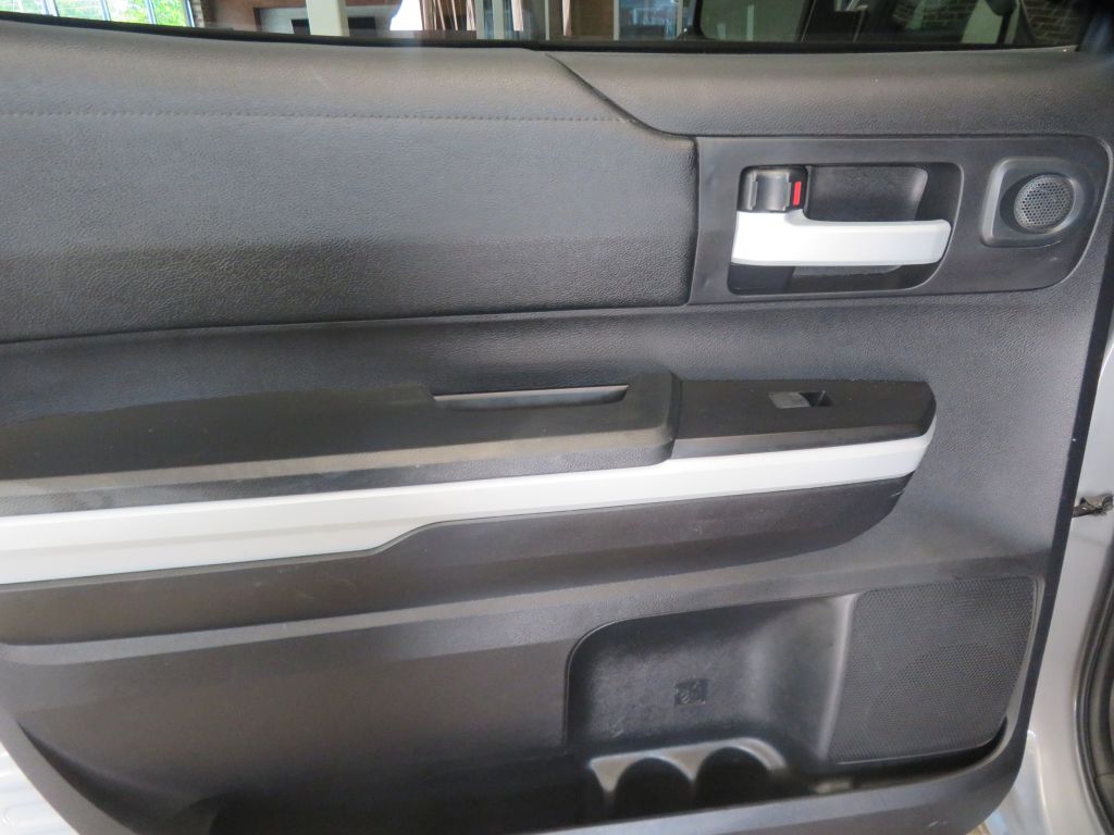 Photo 18 of this TOYOTA TUNDRA TSS