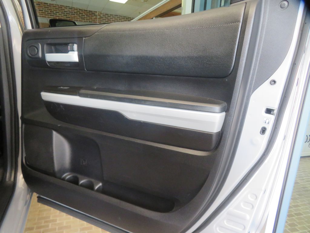 Photo 20 of this TOYOTA TUNDRA TSS