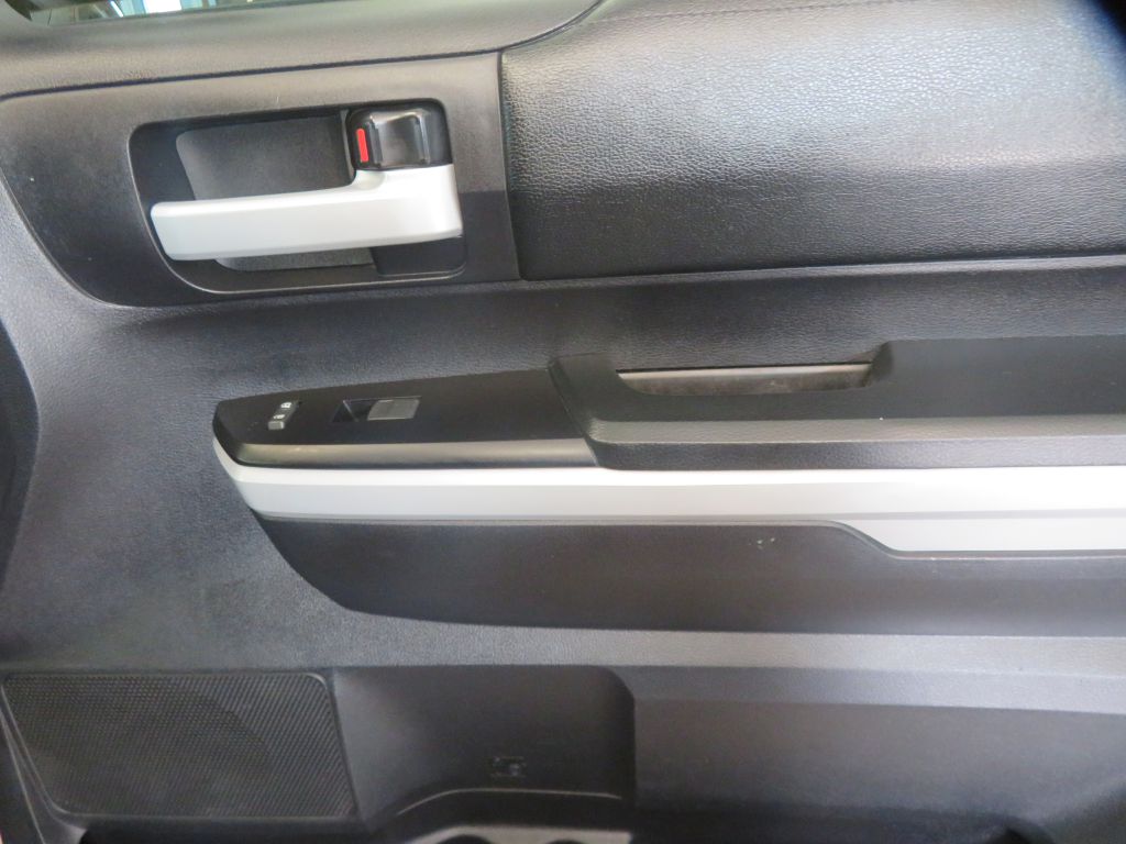 Photo 24 of this TOYOTA TUNDRA TSS