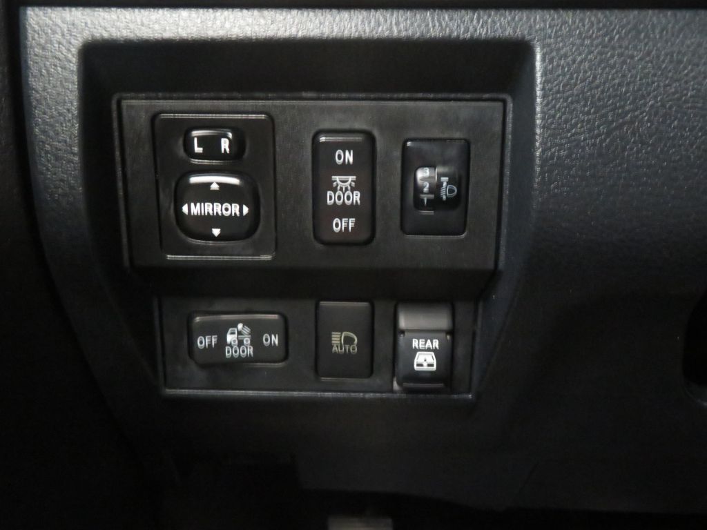 Photo 36 of this TOYOTA TUNDRA TSS