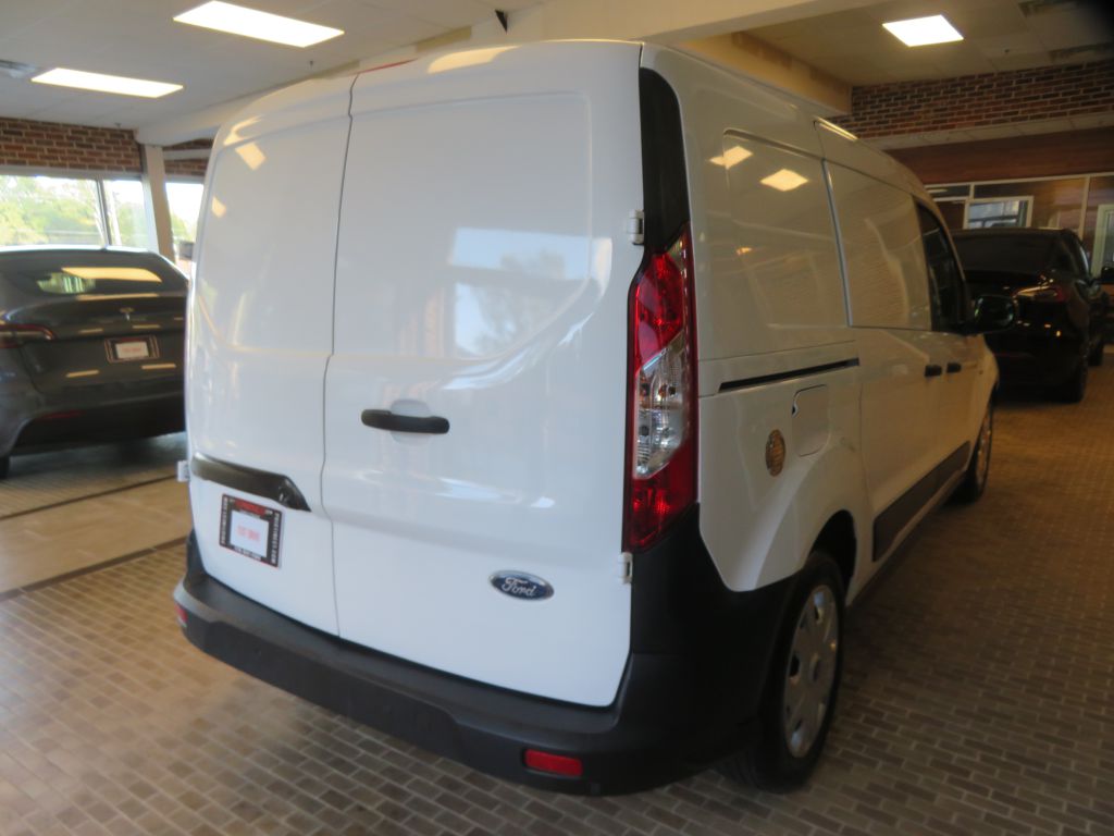 Photo 4 of this FORD TRANSIT CONNECT