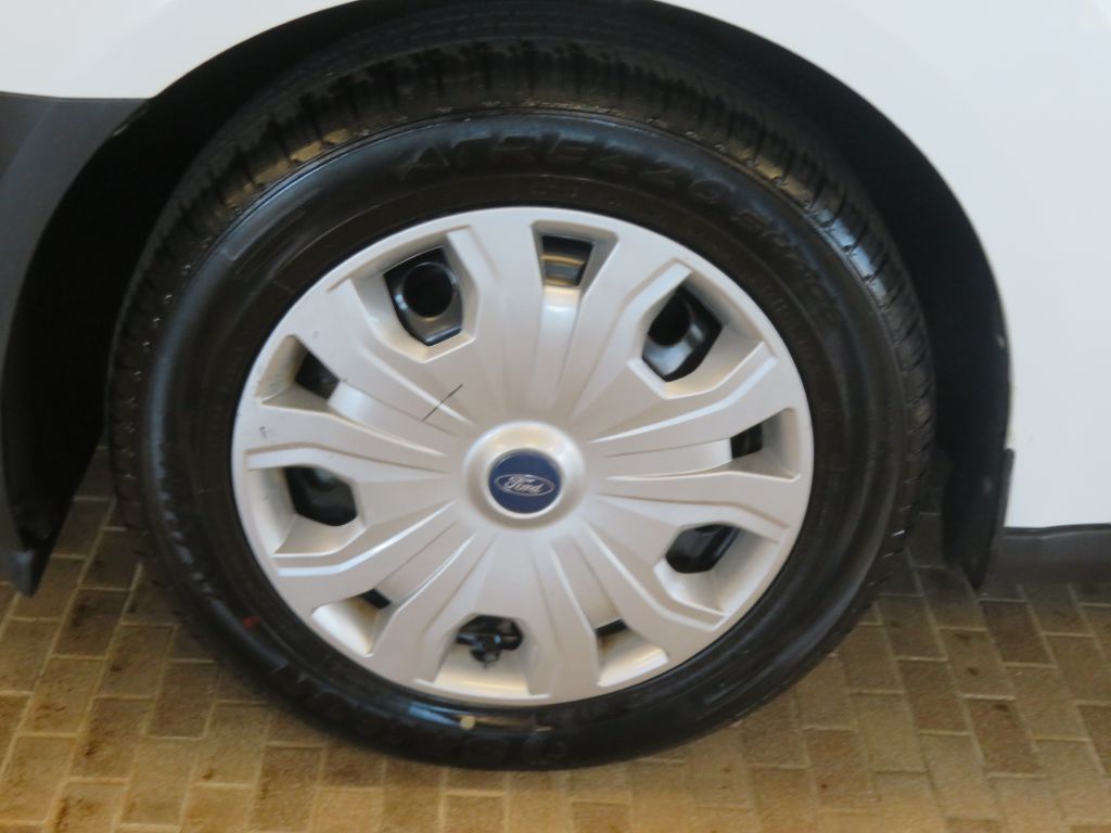 Photo 7 of this FORD TRANSIT CONNECT
