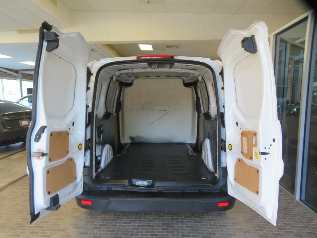 Photo 21 of this FORD TRANSIT CONNECT
