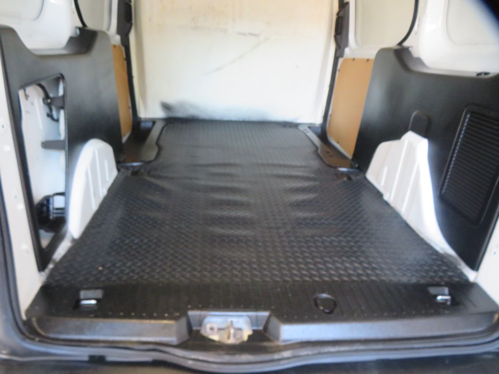 Photo 24 of this FORD TRANSIT CONNECT