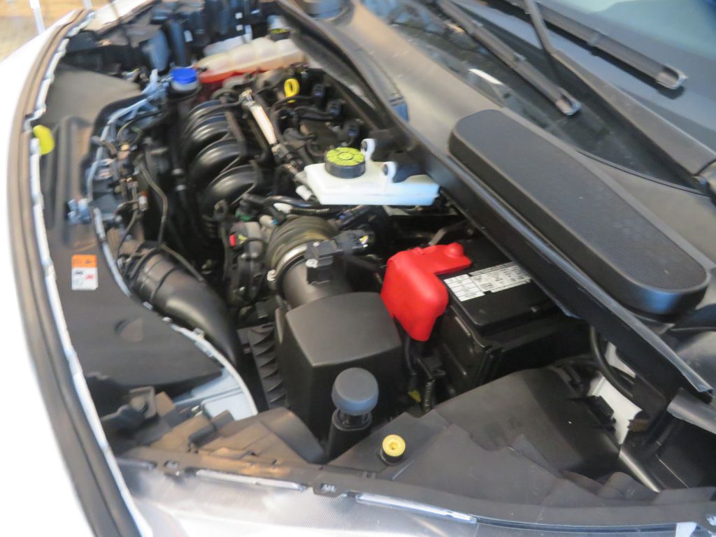 Photo 54 of this FORD TRANSIT CONNECT