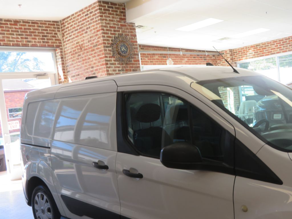 Photo 59 of this FORD TRANSIT CONNECT