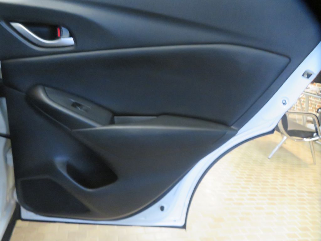 Photo 20 of this MAZDA CX-3