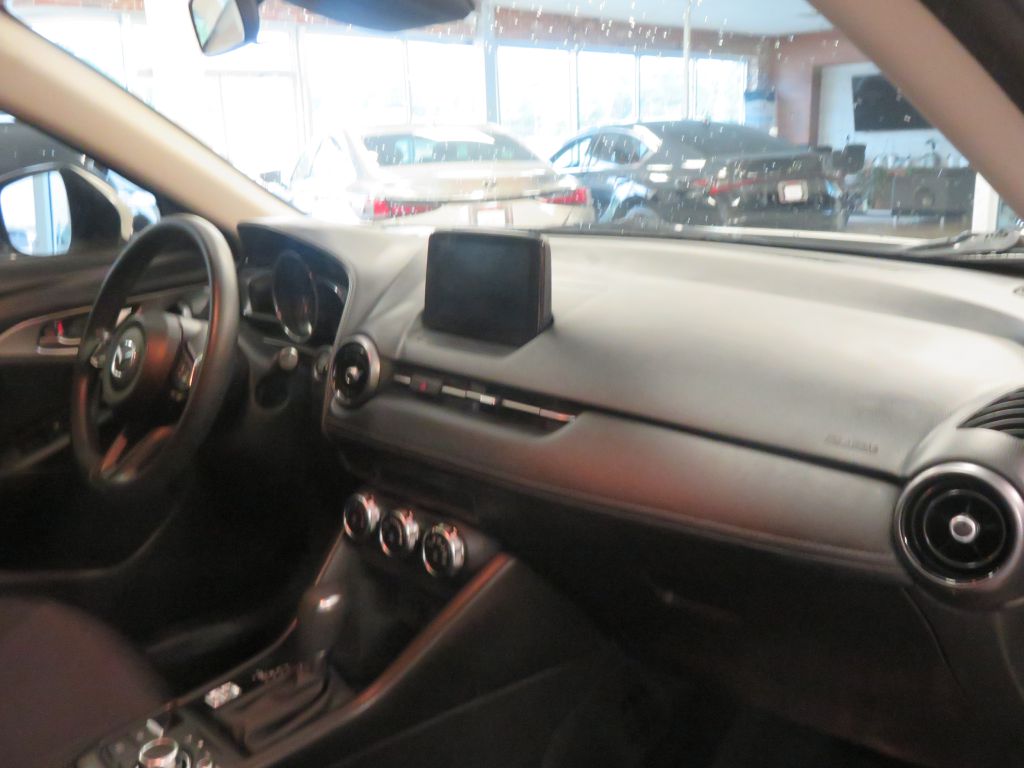 Photo 28 of this MAZDA CX-3