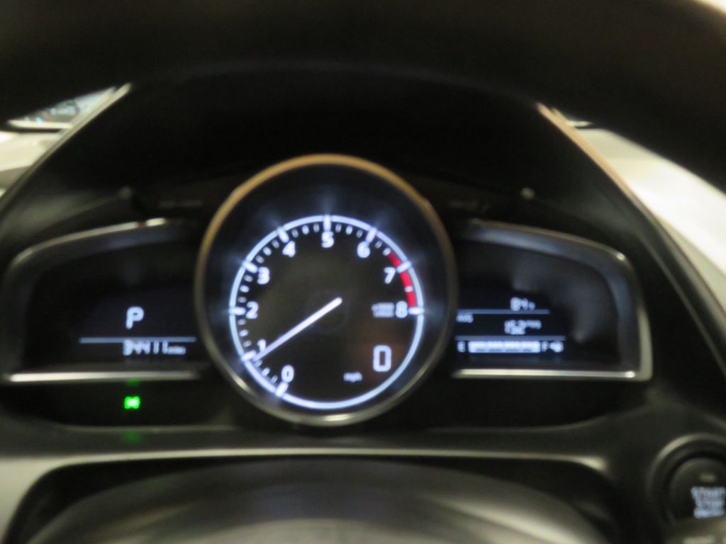 Photo 30 of this MAZDA CX-3