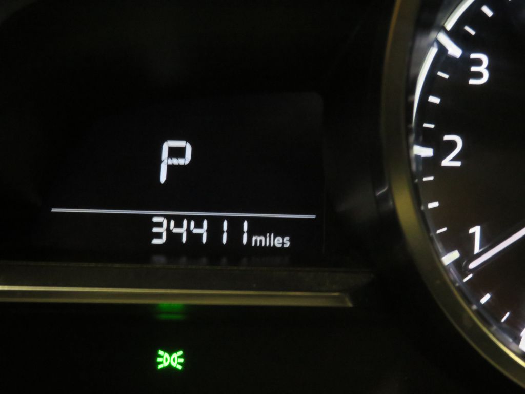 Photo 31 of this MAZDA CX-3
