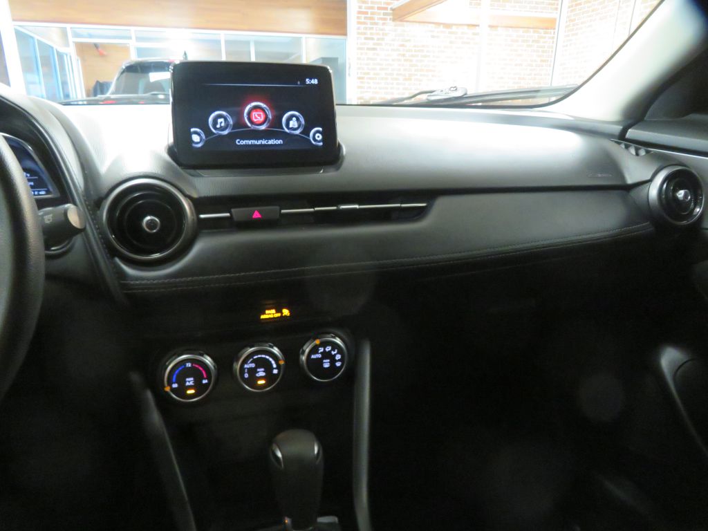 Photo 34 of this MAZDA CX-3