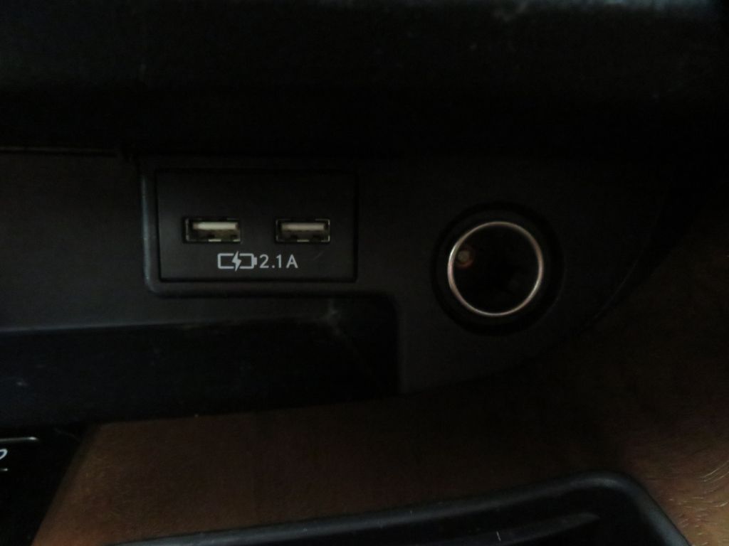 Photo 42 of this LEXUS RX L