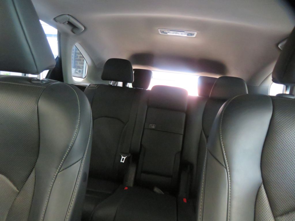 Photo 48 of this LEXUS RX L