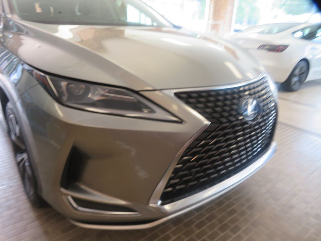 Photo 68 of this LEXUS RX L