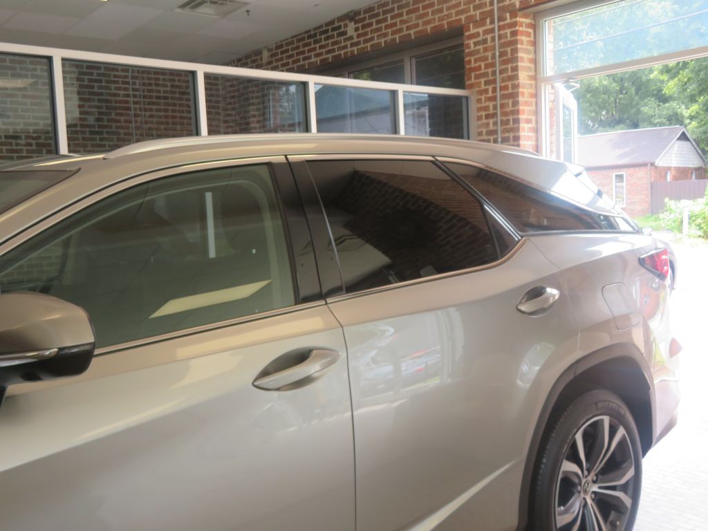 Photo 79 of this LEXUS RX L