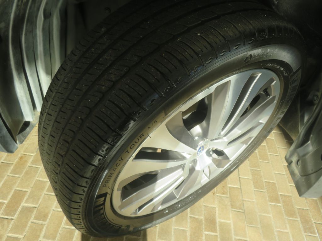 Photo 11 of this SUBARU ASCENT