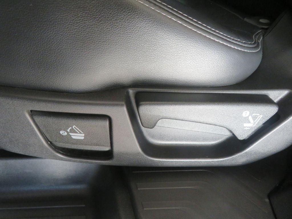 Photo 21 of this SUBARU ASCENT