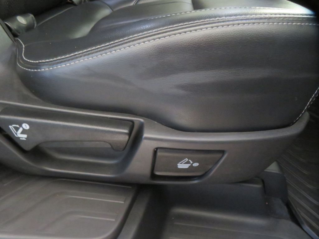 Photo 27 of this SUBARU ASCENT