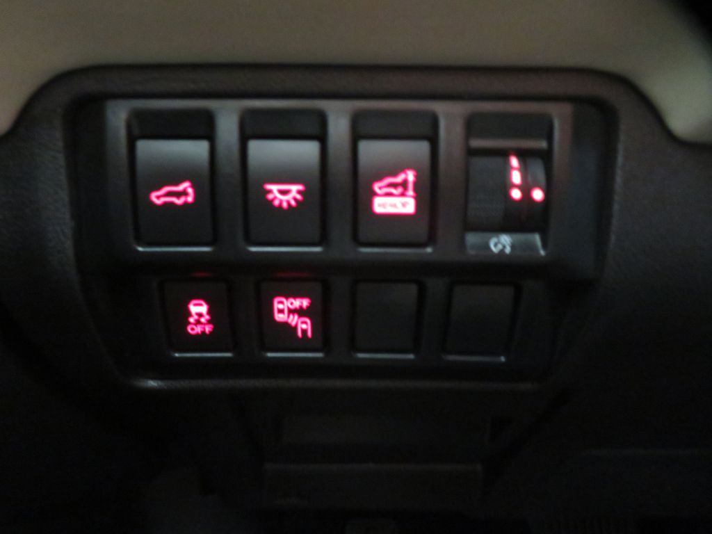 Photo 42 of this SUBARU ASCENT