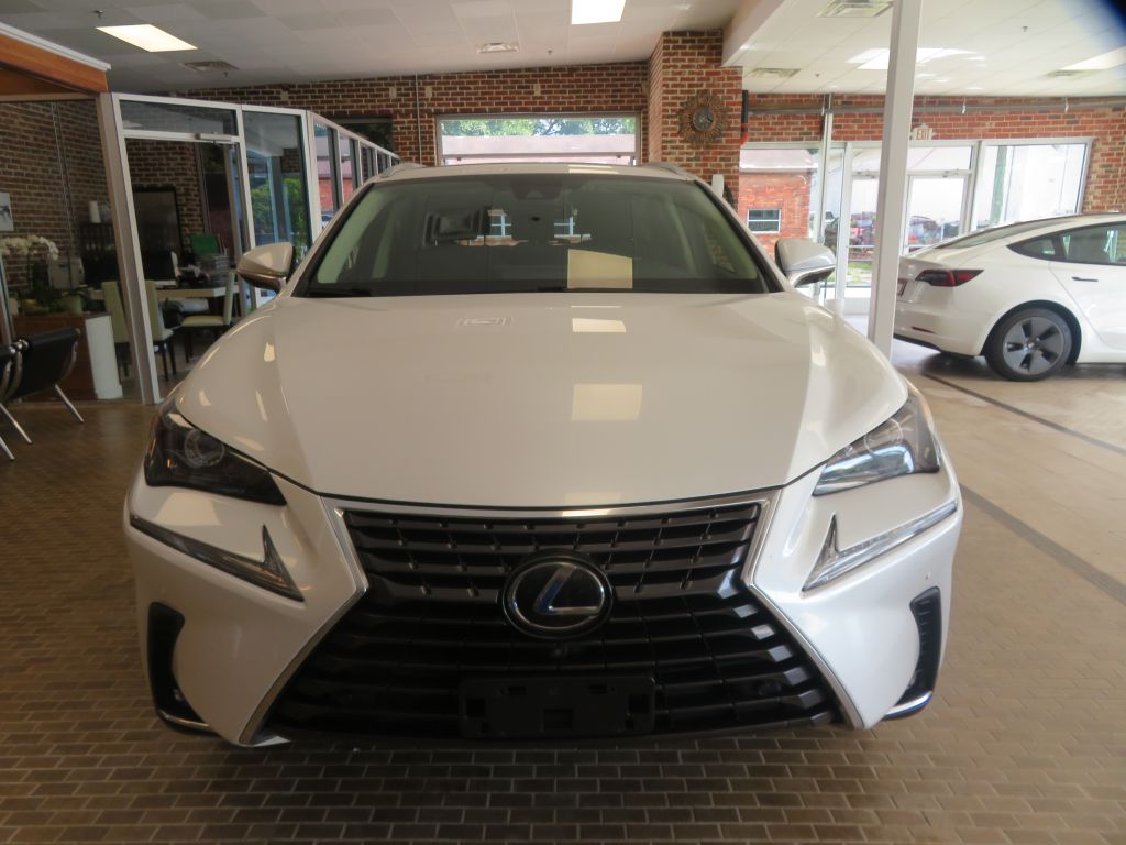 Photo 2 of this LEXUS NX