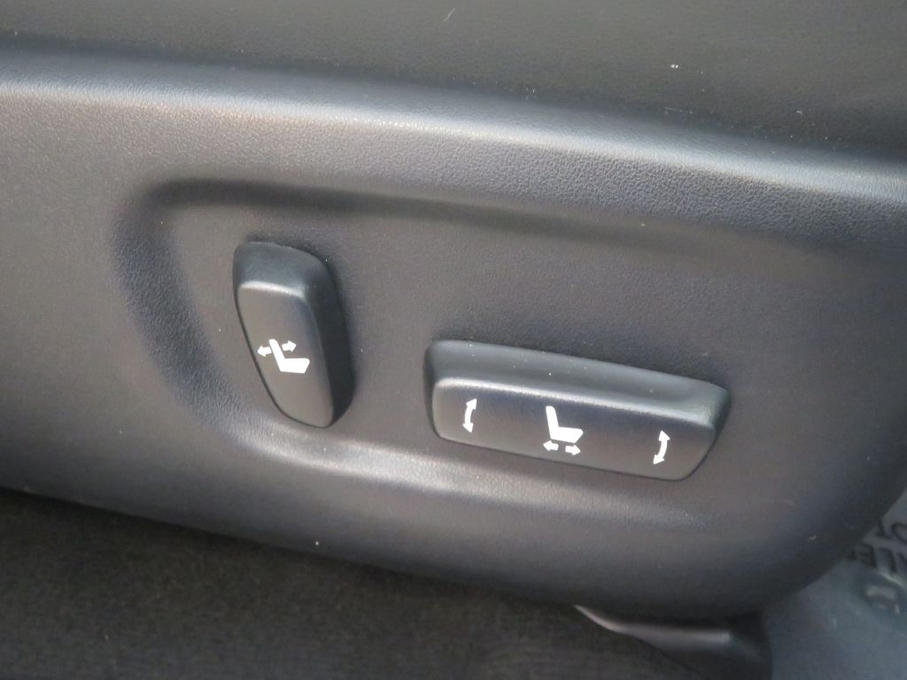 Photo 26 of this LEXUS NX