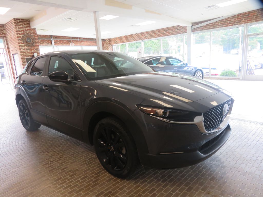 Photo 3 of this MAZDA CX-30