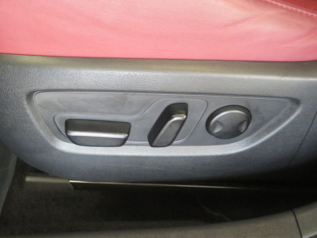 Photo 16 of this MAZDA CX-30