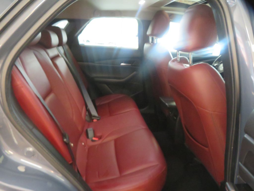 Photo 22 of this MAZDA CX-30