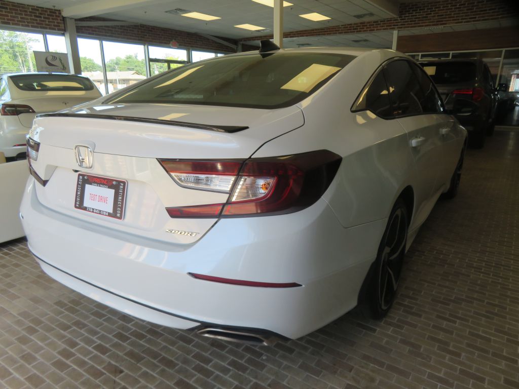 Photo 4 of this HONDA ACCORD