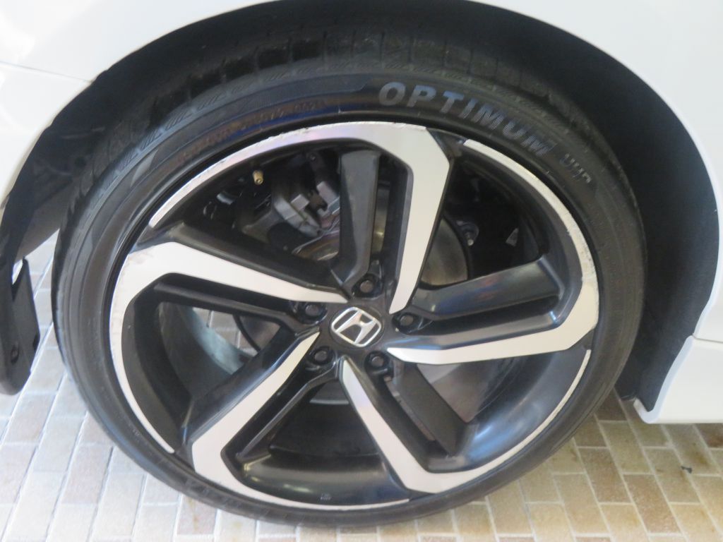 Photo 9 of this HONDA ACCORD