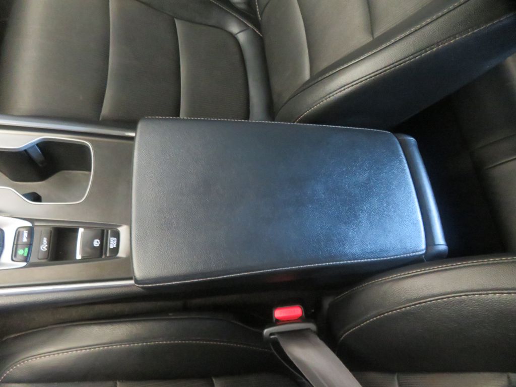 Photo 41 of this HONDA ACCORD