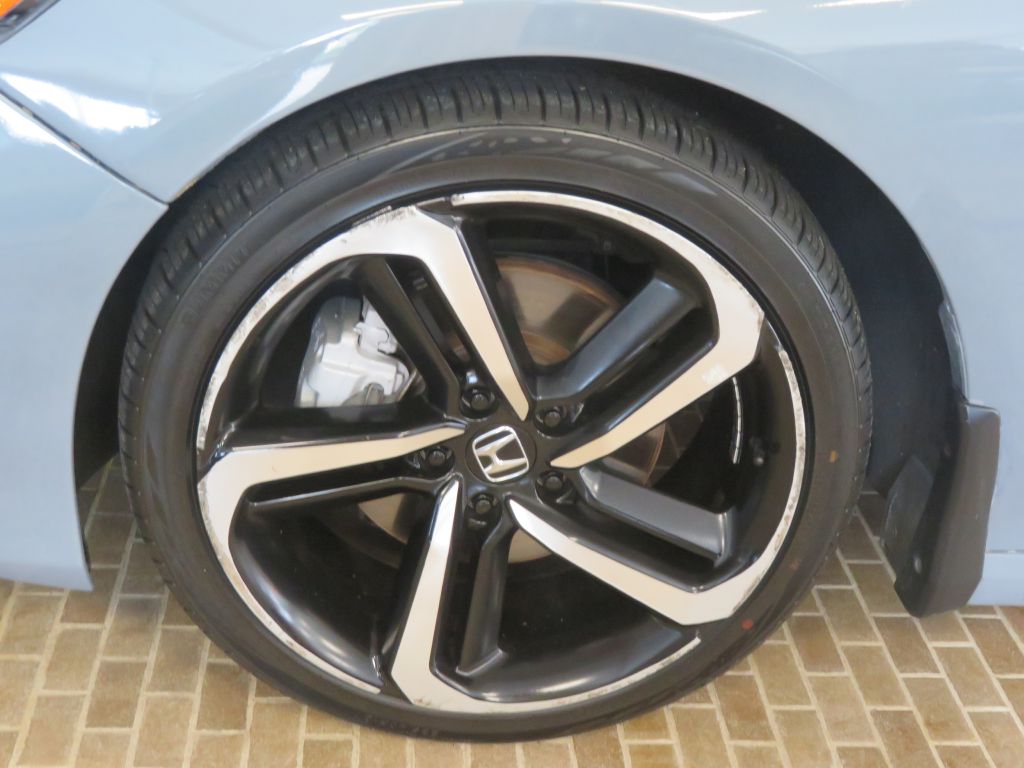 Photo 7 of this HONDA ACCORD