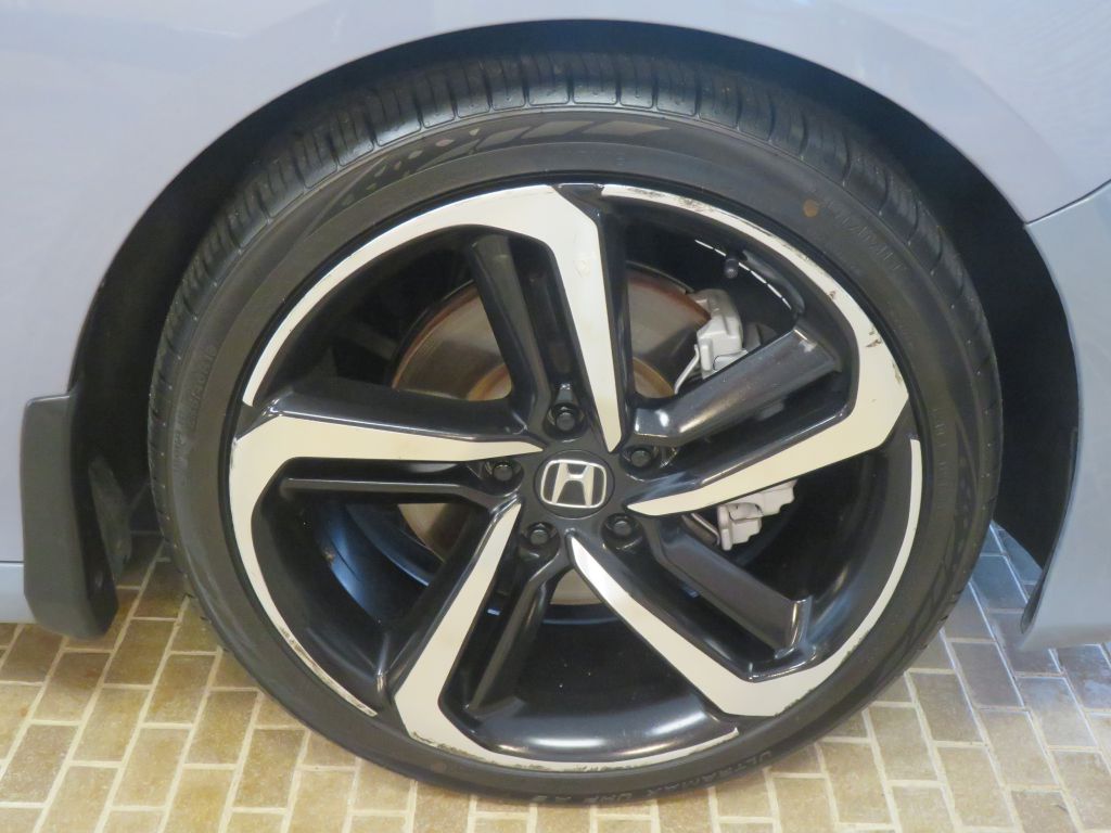 Photo 10 of this HONDA ACCORD