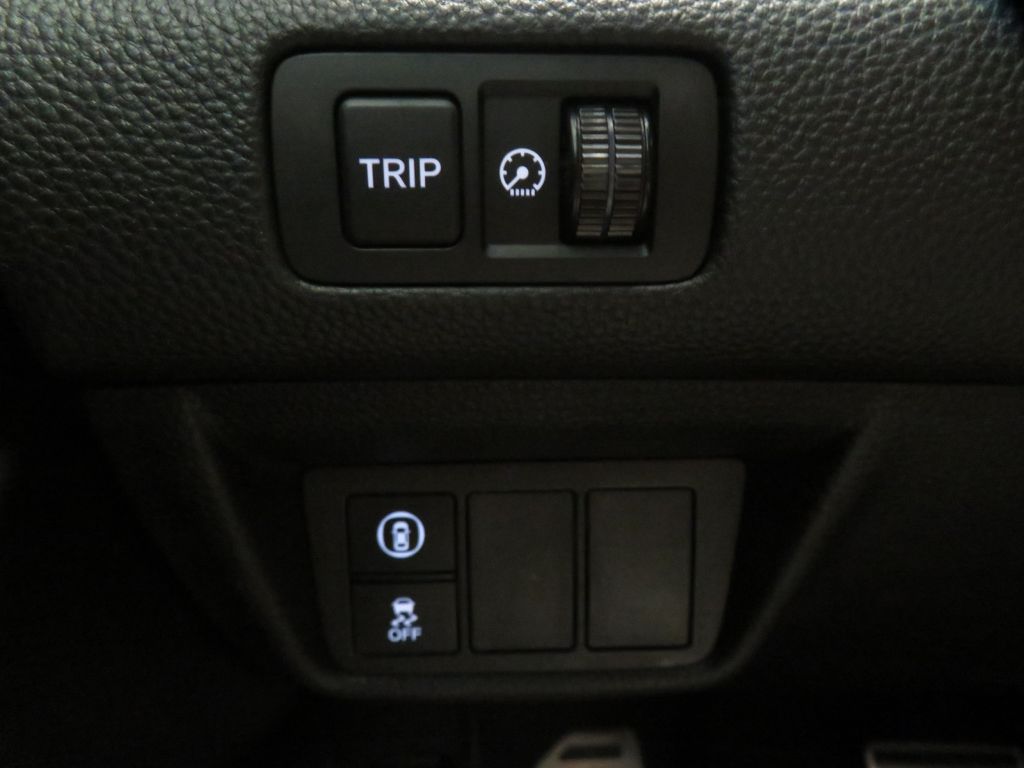 Photo 34 of this HONDA ACCORD