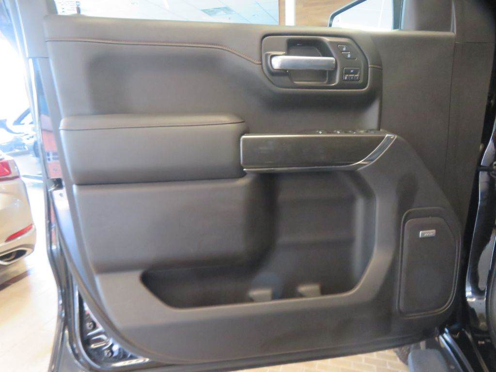 Photo 13 of this GMC SIERRA
