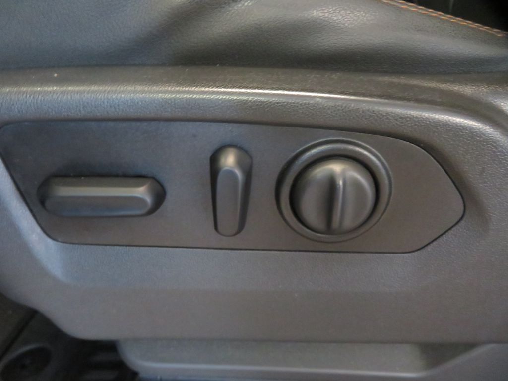 Photo 16 of this GMC SIERRA