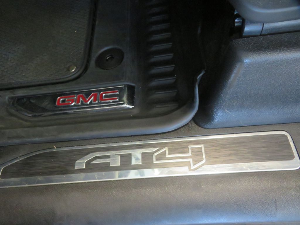 Photo 17 of this GMC SIERRA