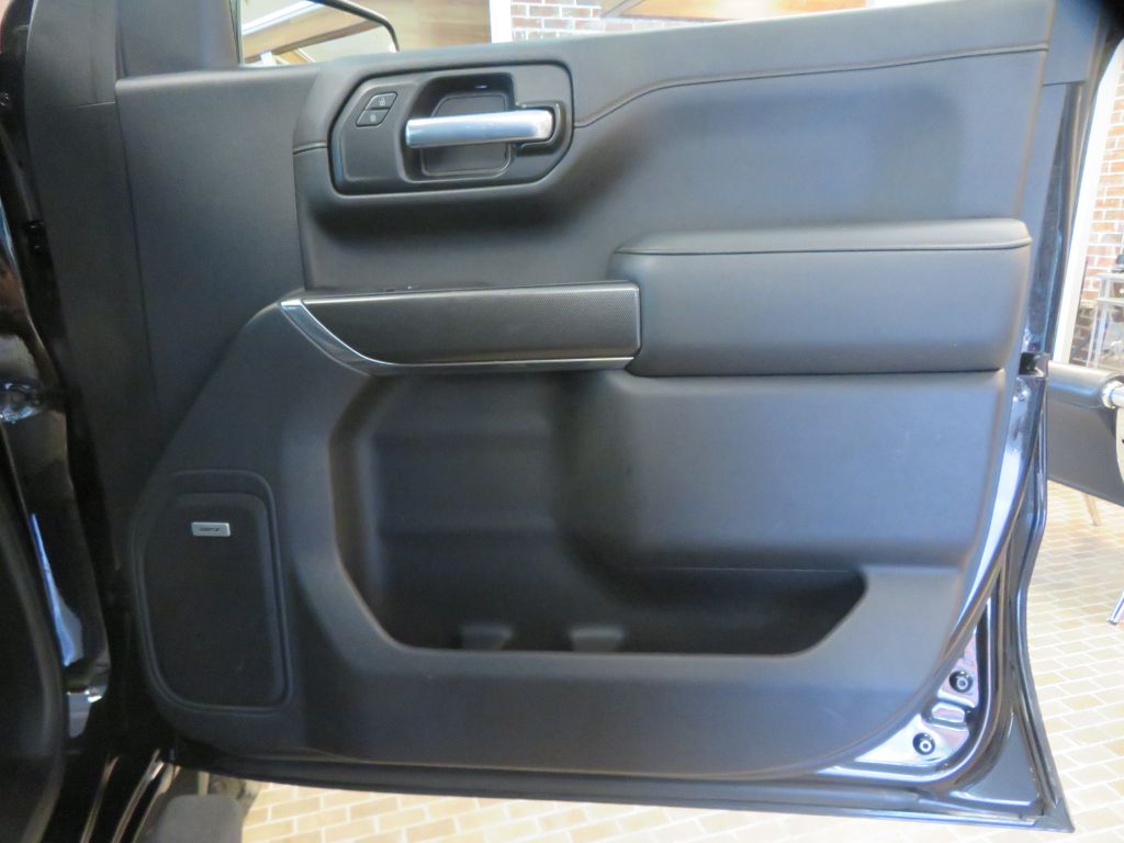 Photo 24 of this GMC SIERRA