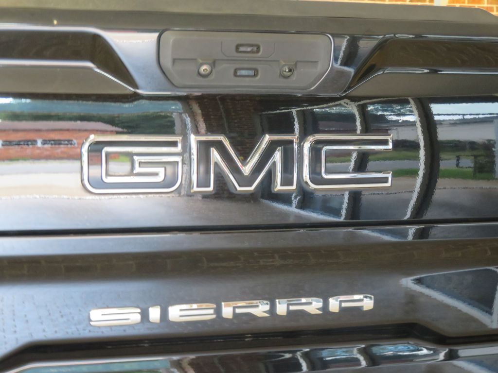 Photo 77 of this GMC SIERRA