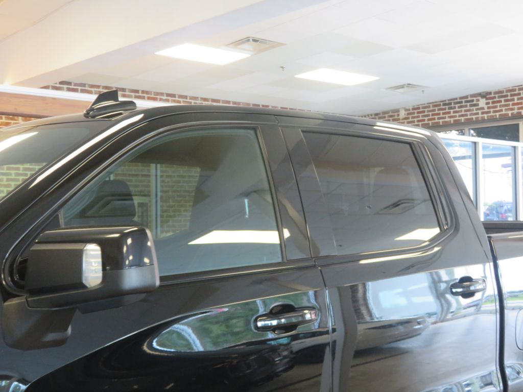 Photo 84 of this GMC SIERRA