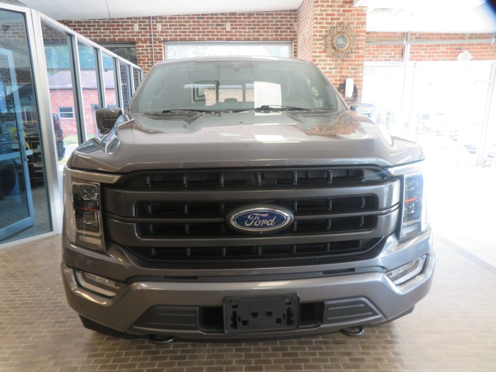 Photo 2 of this FORD F150