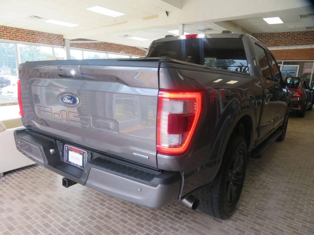 Photo 4 of this FORD F150