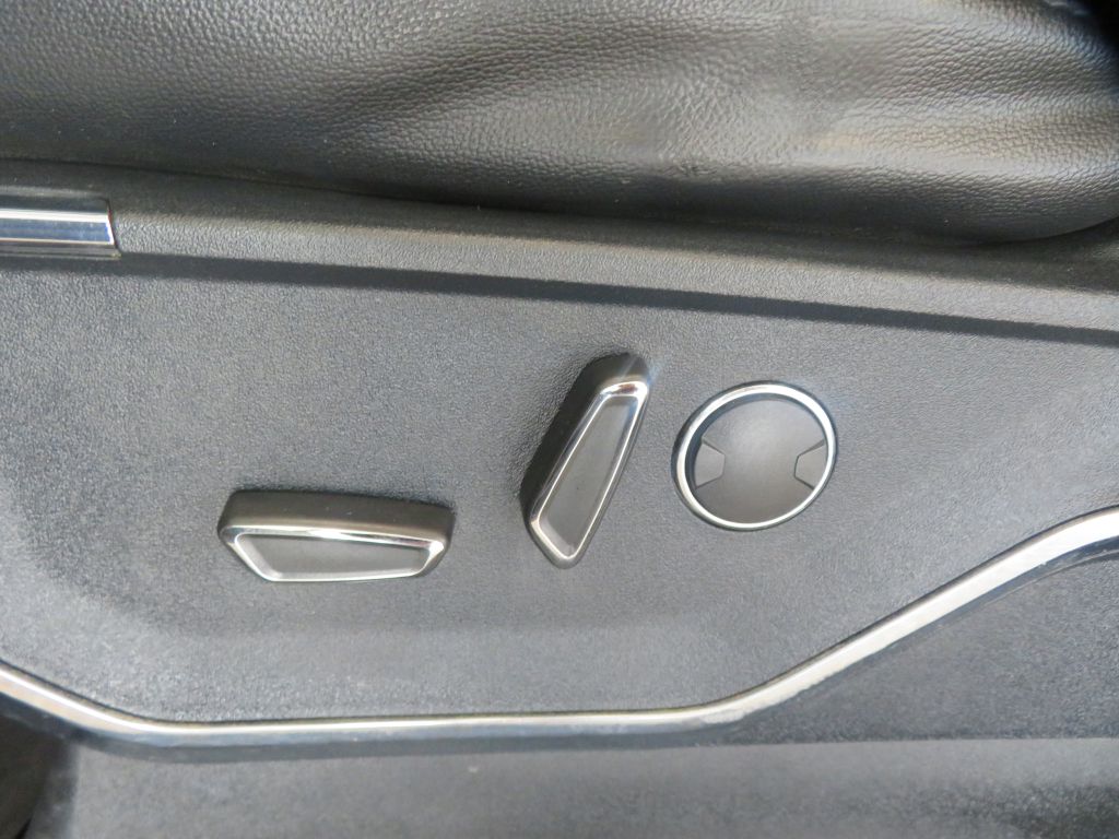 Photo 16 of this FORD F150
