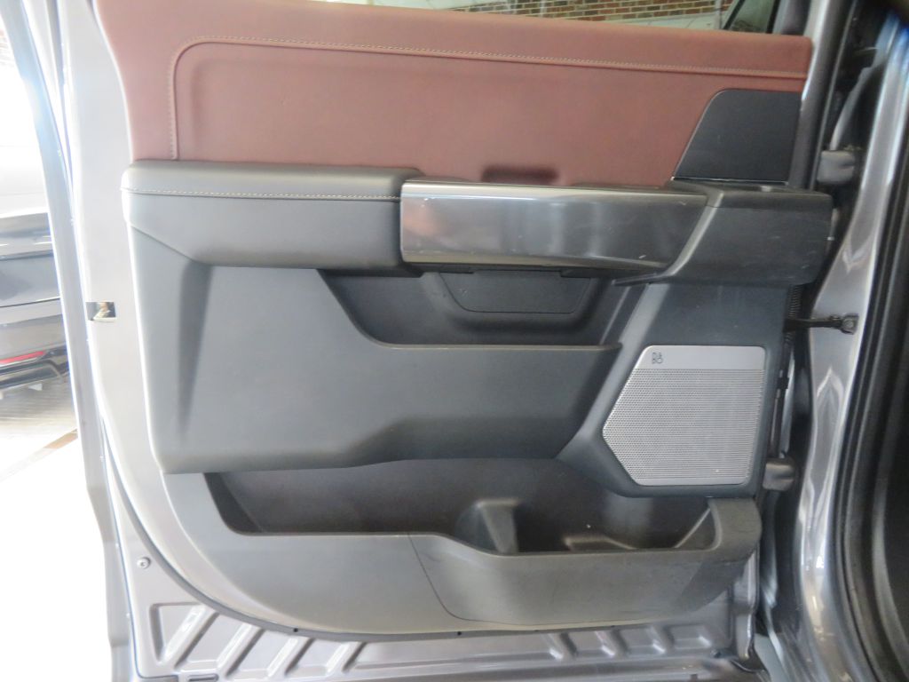 Photo 17 of this FORD F150