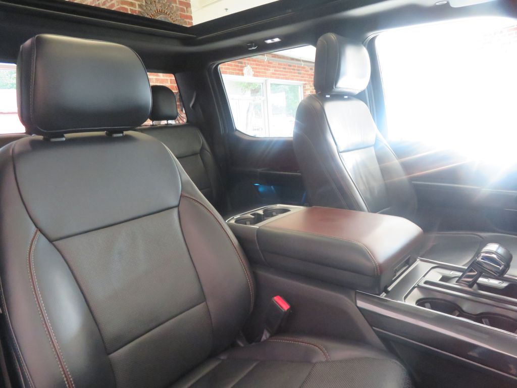 Photo 27 of this FORD F150